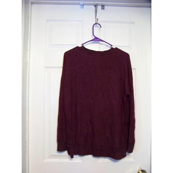 Hippie Rose Juniors Size M Burgundy Sweater NWT - Picture 2 of 2
